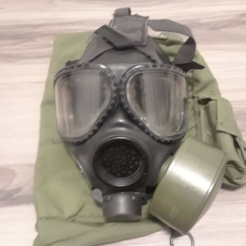 Pandemic Special: M40 Gas Mask